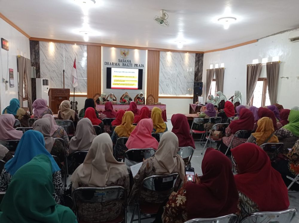 Rapat Rutin, Tim Penggerak PKK Kecamatan Sukoharjo Adakan Penyuluhan Budaya Baca Dan Sosialisasi Kesehatan